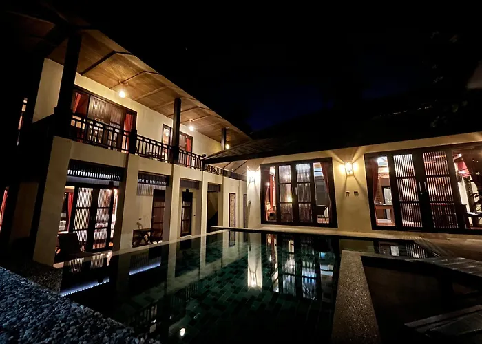 Large 4 Bed Villa Short Walk To Maenam Beach